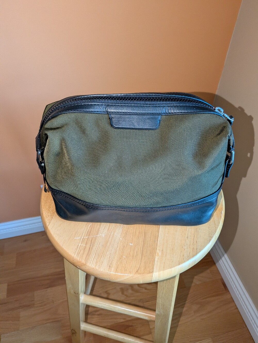 Banana Republic Men's Olive Green Canvas and Black Leather Crossbody Bag